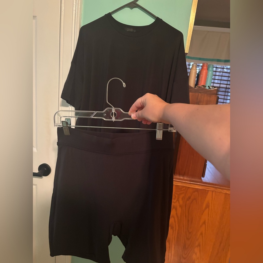 Nuuds- Tee Shirt and Bike Shorts Set